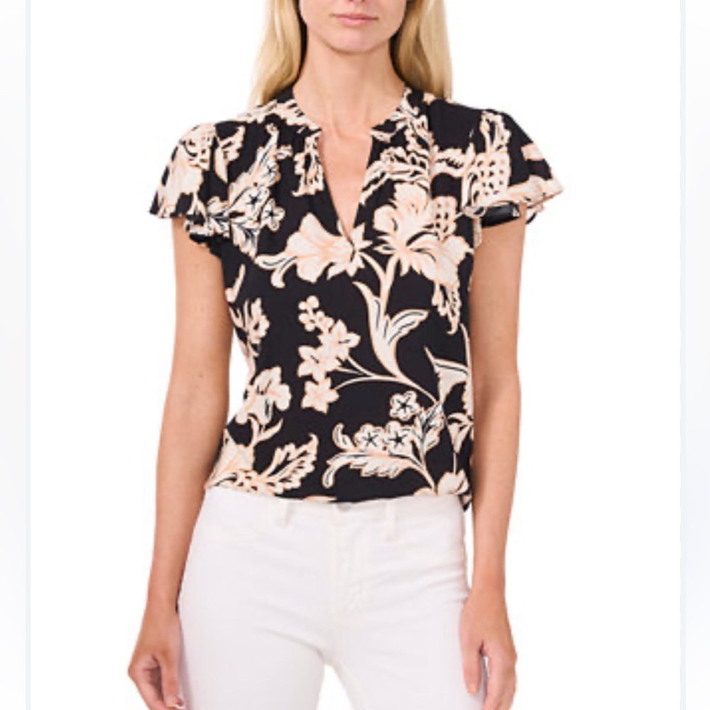 NWT CeCe
Women's Ruffled Sleeve V-Neck Blouse Sz: M - Picture 2 of 9